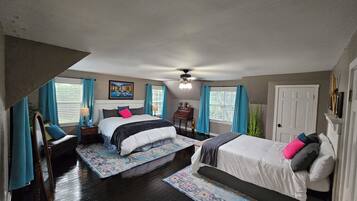 5 bedrooms, iron/ironing board, free WiFi, bed sheets