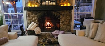 Spacious 5 bedroom  Farmhouse Perfect for Family/Friend Reunions