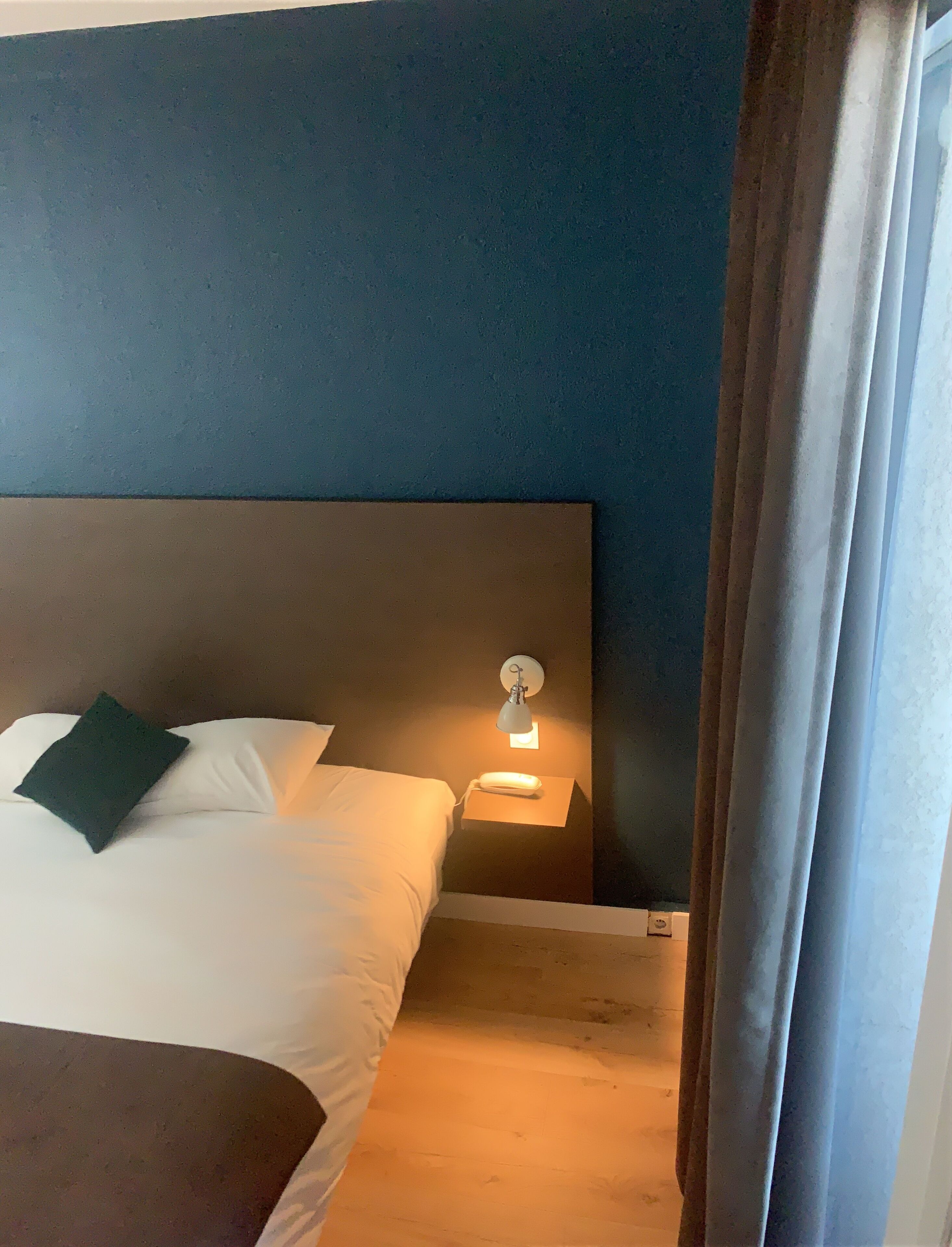 Foto - Contact Hôtel des États-Unis