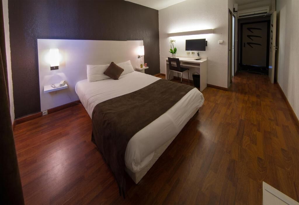 Foto - Contact Hôtel des États-Unis