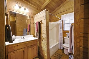 Bathroom - Peach Blossom | Sleeps 6 | Pond View Deck, Fireplace & Near Beavers Bend (Broken Bow)
