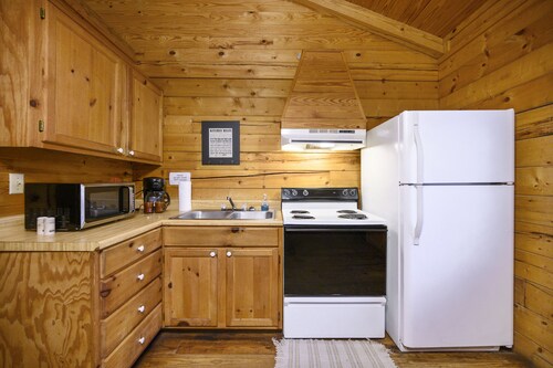 Peach Blossom - One Bedroom Cabin at The Whip Poor Will Resort.