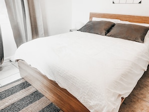 1 bedroom, WiFi, bed sheets