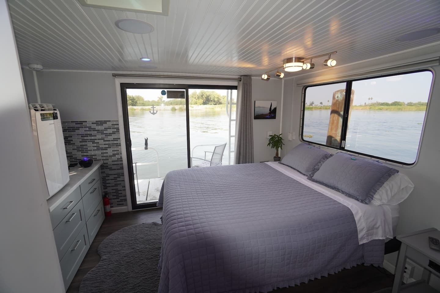 1 dormitorio, caja fuerte, wifi gratis y ropa de cama