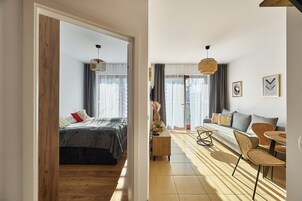 Classic Apartment | Iron/ironing board, free WiFi, bed sheets