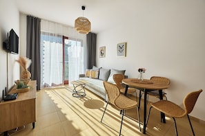 Ferros/tábuas de passar roupa, Wi-Fi de cortesia, roupa de cama