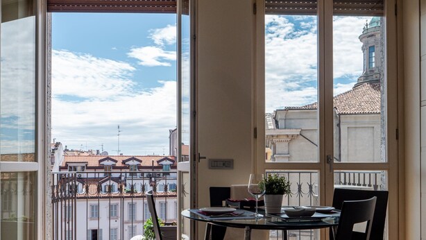 Unclassified image, 1 of 44, button - The Best Rent-Apartment in Piazza Vetra (Milan)