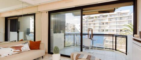 Télévision, espaces bureaux