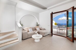 TV - Villa Nerano Sorrento coast (sorrento)