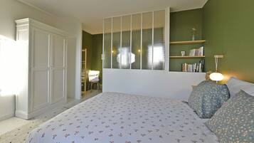 4 Schlafzimmer, Bügeleisen/Bügelbrett, kostenloses WLAN, Bettwäsche
