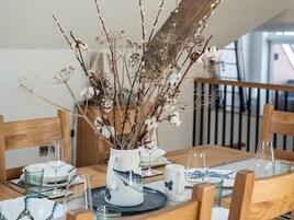 Cottage | Private kitchen | Fridge, dishwasher, electric kettle, toaster