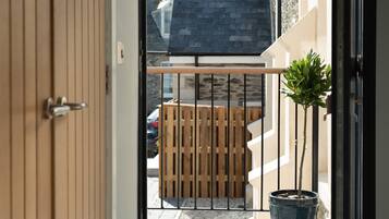 Cottage | 3 bedrooms, individually decorated, individually furnished, free WiFi