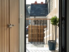 Cottage | 3 bedrooms, individually decorated, individually furnished, free WiFi