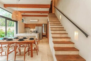 Dining - Tranquil Stay with Pool, Garden Tub & Jungle Views (Tulum)