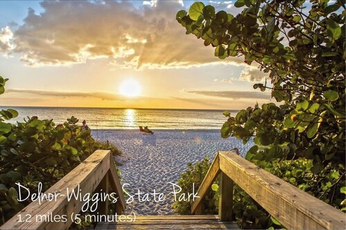 562 Beachy Keen Cottage| New Pool | Mins 2 Beaches