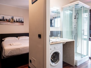 Room - The Best Rent-Flat in Milan downtown (Milan)