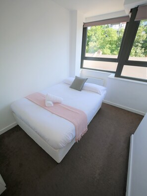 2 bedrooms