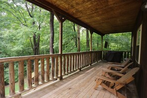 Property grounds - Carriage House Cabin #1 - Near Three Rivers (Walhonding)