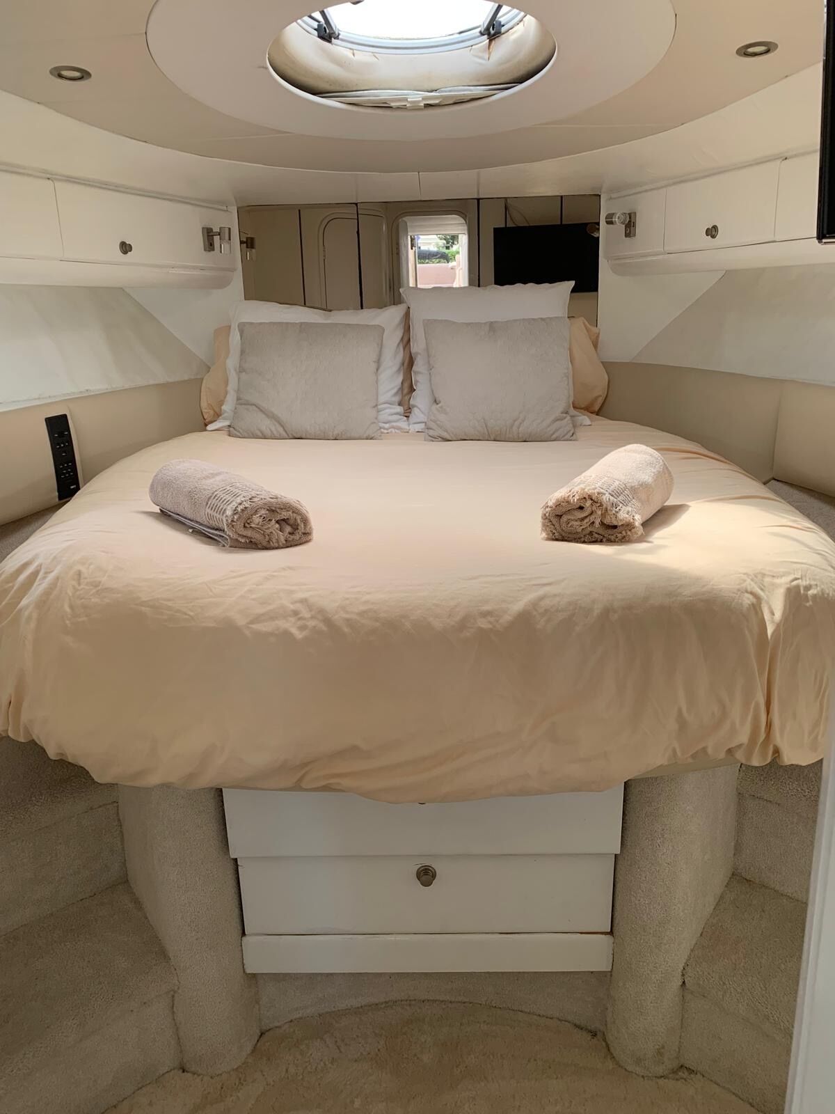 4 habitaciones, wifi gratis y ropa de cama 