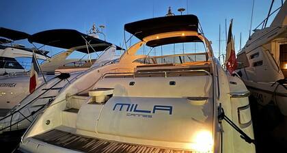 Yacht 17M Cannes Croisette Port Canto, 3 Bedrooms, air conditioning, tv