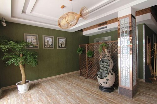 Shijixing Business Hotel