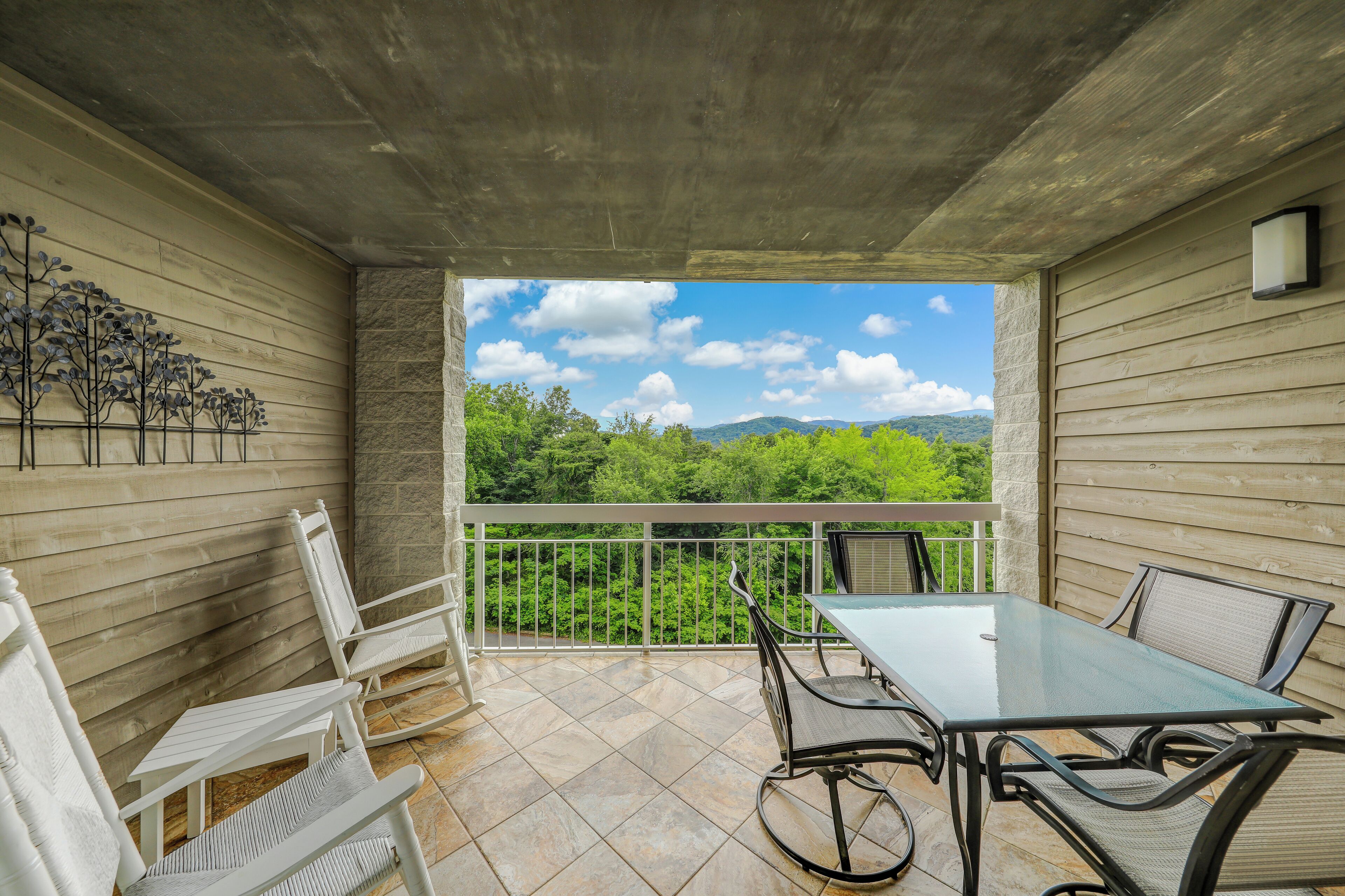 Condo (Vacation Desti - No Pets Allowed) | Outdoor dining