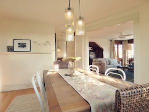 Dining - Hillcrest Urban Oasis | Walk to Bars | Near Balboa Park (San Diego)