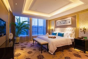 Room - Celebrity Hotel (Baokang)