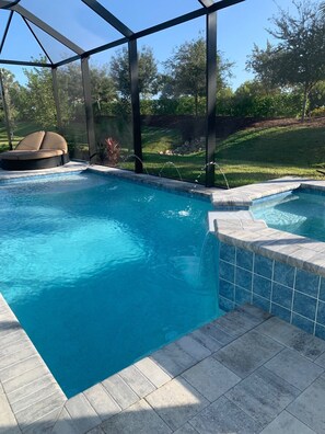 Piscine extérieure