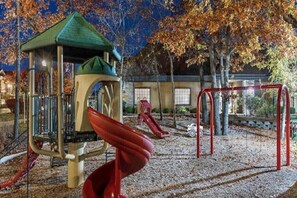 Children's area - Great Golf, fun for the family, close to the Branson shows. (Branson)