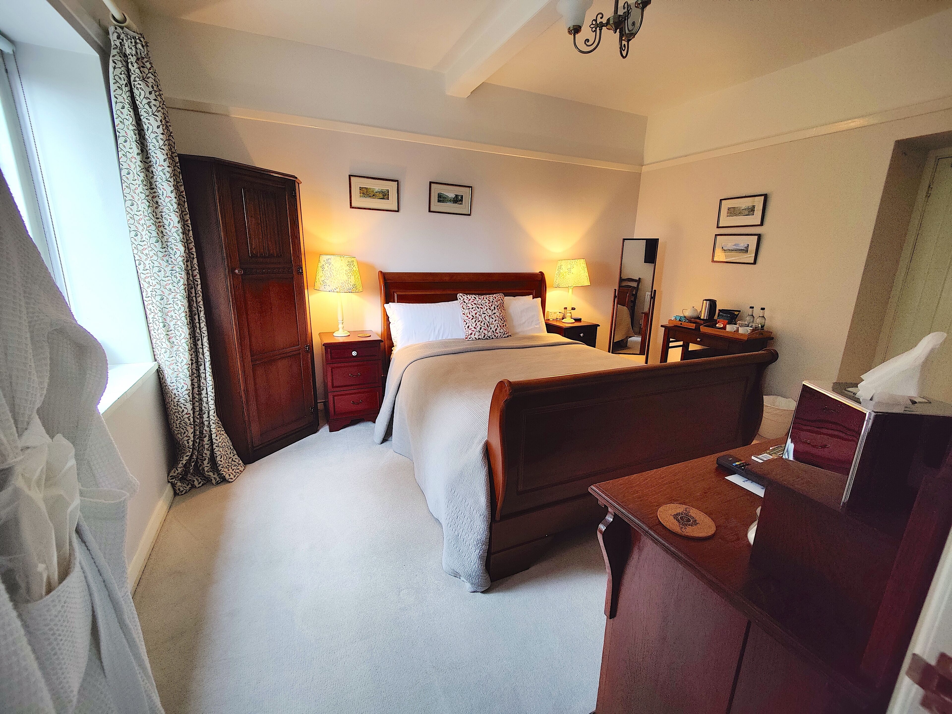 ห้องดับเบิล, ห้องน้ำในตัว (Long Pool) | ห้องพักตกแต่งอย่างมีเอกลักษณ์, ตกแต่งพิเศษโดยเฉพาะ, ผ้าม่านกันแสง