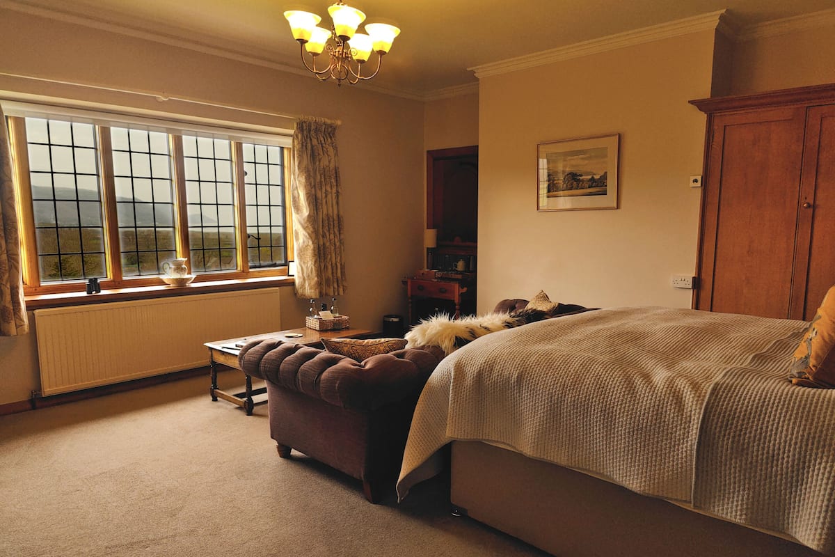 Luxury Double Room, Private Bathroom, Sea View (Greenaleigh)