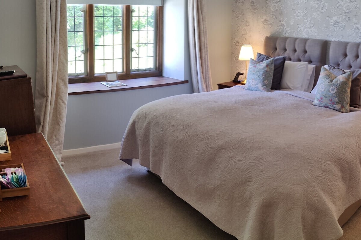 Superior kamer, 1 twee- of 2 eenpersoonsbedden, en-suite badkamer (Jennifrieds)