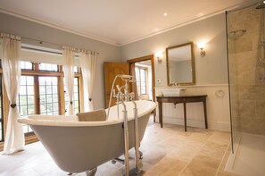 Habitación Signature doble, baño privado, vistas al mar (Heddon) | Baño