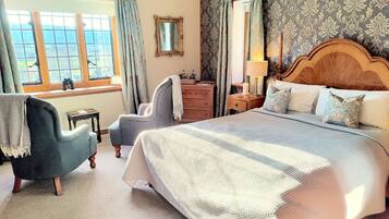 Luxury Double Room, Ensuite, Sea View (Danesbrook) | Individually decorated, individually furnished, blackout drapes