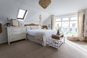 Comfort House, Private Bathroom, Sea View | 5 bedrooms