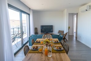 تناول الطعام