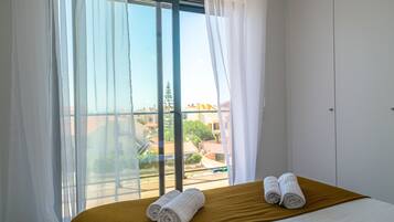 3 camere, ferro/asse da stiro, Wi-Fi gratuito, lenzuola