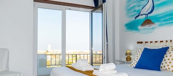The Coast Nest - Coastal Comfort