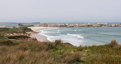 Swell House - Stylish Baleal Beach Apartment