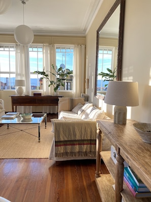 TV, books, stereo, offices