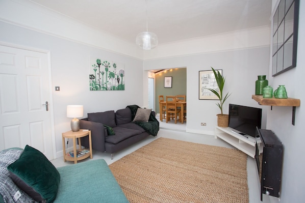 Mökki, oma kylpyhuone, kaupunkinäköala | Lounge
