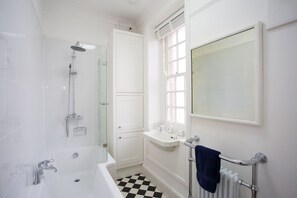 Luxury-Haus, eigenes Bad, Meerblick | Badezimmer