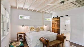 6 Schlafzimmer, Internetzugang, Bettwäsche