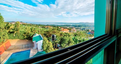 Victoria View Hotel