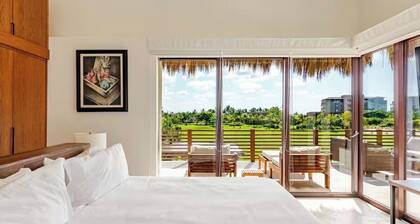 It is a private villa with beautiful views,comfortable,a quiet place to vacation