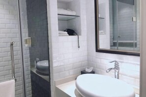 Bathroom - Fanpu Art Hotel (Tongxiang)