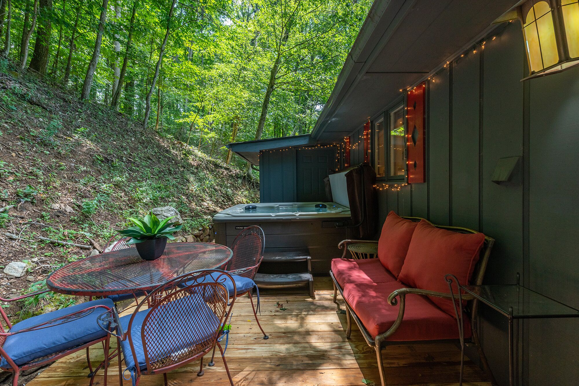 ⭐️Hot Tub, Fireplace, Pool, Resort Access, Hatley’s Pointe, Skiing, Grill, WiFi⭐️