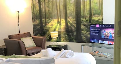 Restful 1-bedroom Flat in St Helens
