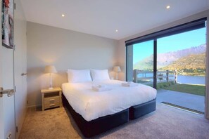 5 habitaciones, tabla de planchar con plancha, wifi y ropa de cama 